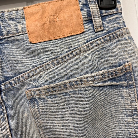 Zara Ripped, Denim, Distressed Jeans Size 4 High-Waisted - Picture 4 of 6